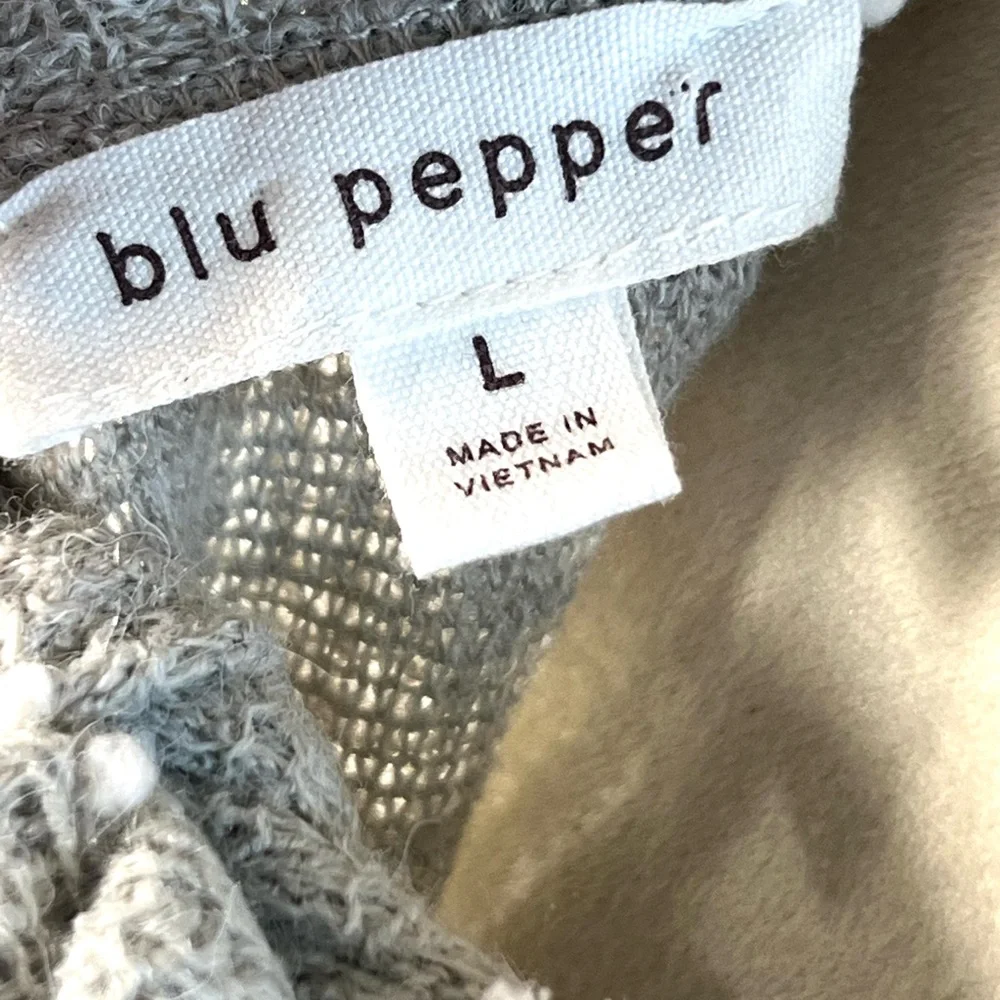 Blu Pepper Gray Peplum Top Long Sleeves Tie Back SZ L EUC - Picture 2 of 8